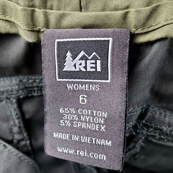 REI Hunter Green Outdoor Activewear Bermuda Shorts in Size 6 - Picture 4 of 7